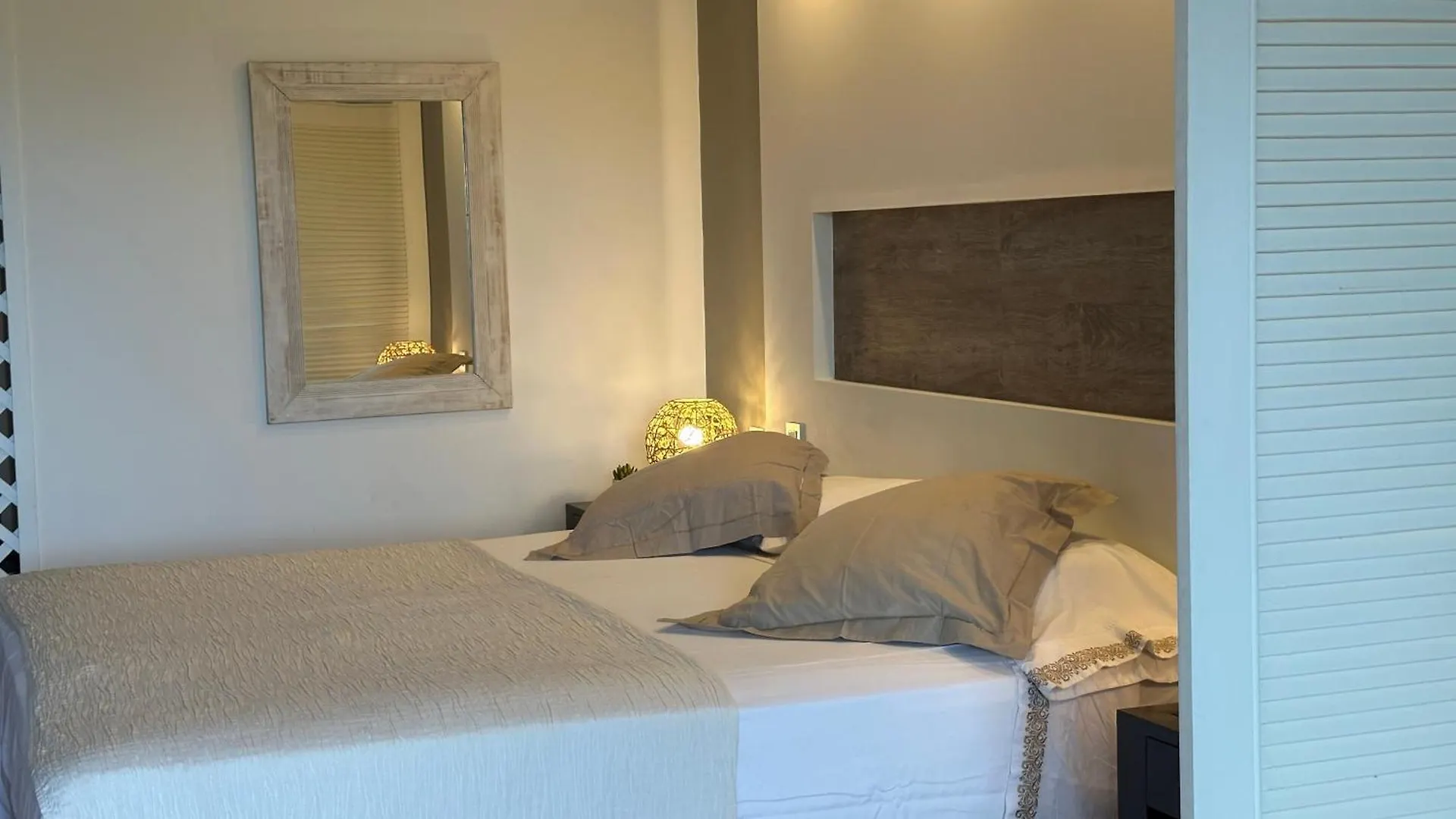 Reves De Tropiques - Grands Studios Avec Piscine Vue Ocean Acces Plage Direct Cul de Sac Διαμέρισμα